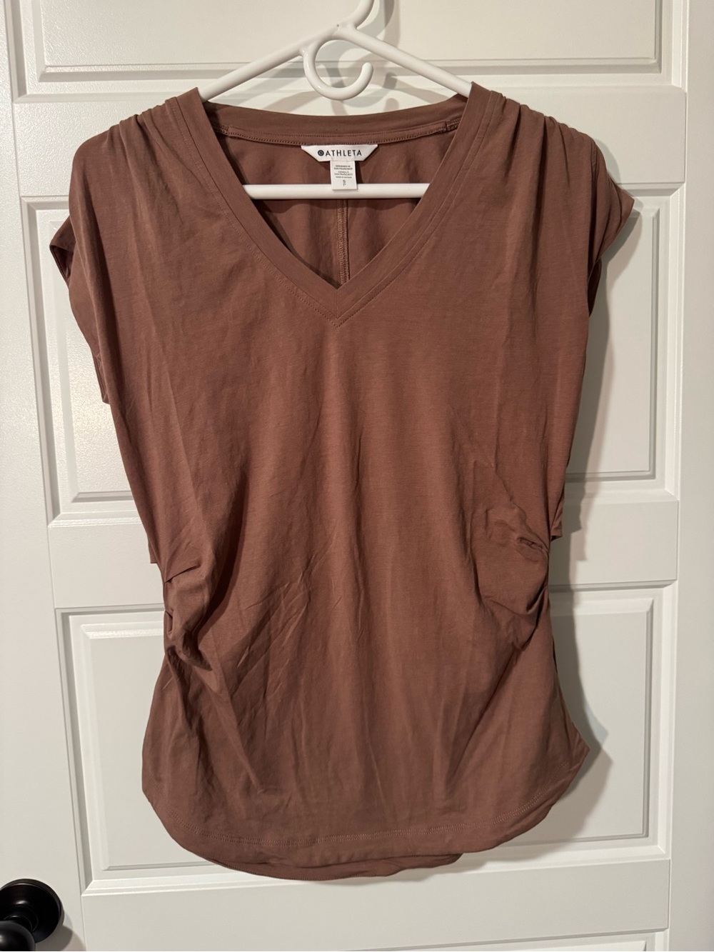 Athleta Side-Ruched V-Neck Cap Sleeve Tee, Brown, Size Small
